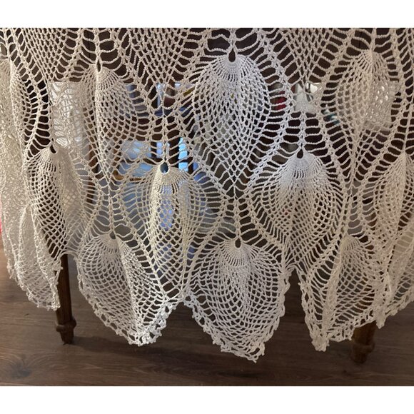 Vintage Round Crochet Tablecloth 95" Diameter Pineapple Design Ivory Cotton Hand - Picture 3 of 5